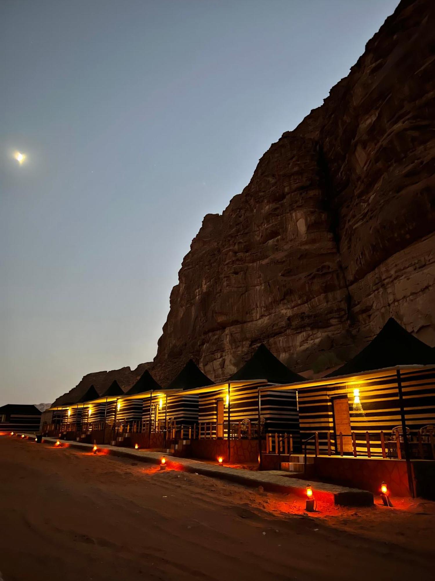 Rum Joharh Luxury Camp 와디럼 외부 사진